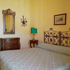 Riviera Di Chiaia Rambaldi 3*, Napoli Italia